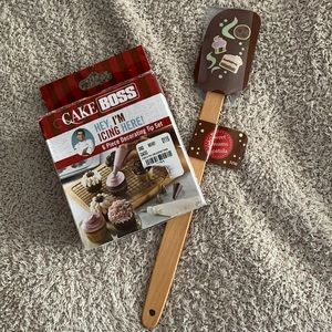 Cake baking tools 🎂